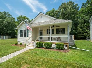 253 7th St, Colonial Beach, VA 22443