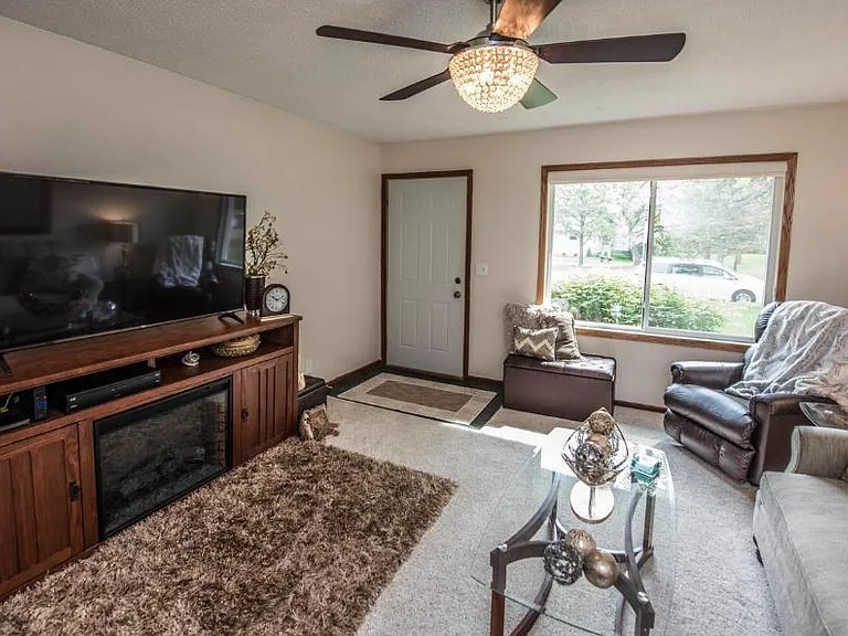 3901 9th Ln — Photo 7