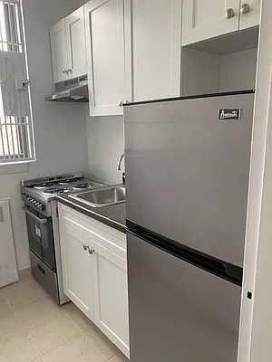 Rented by Denise Salizzoni, LREB | media 6