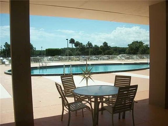 4th image of 400 Kings Point Dr APT 717