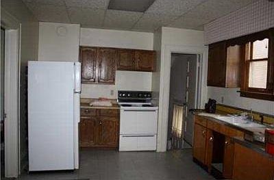 5th image of 531 Wyoming St