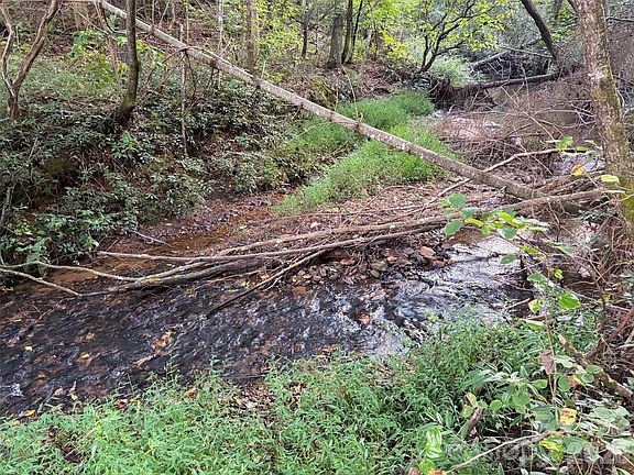 4th image of V L Vein Mountain Rd