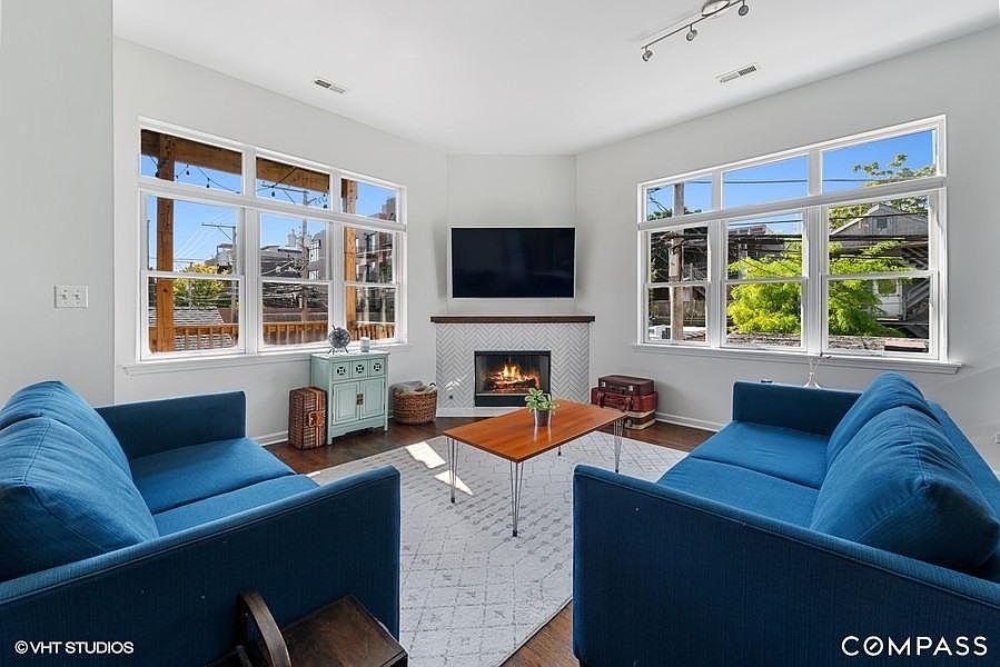 Spacious Living Room
