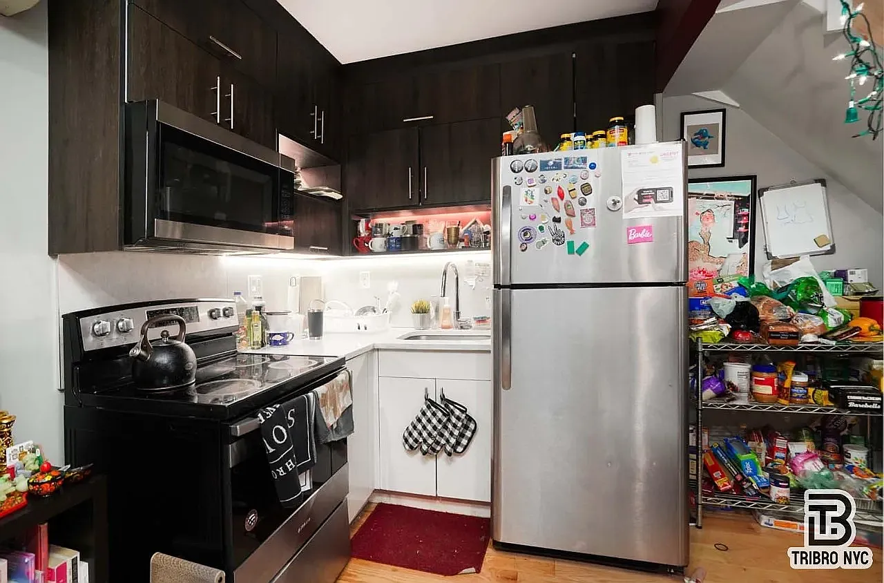 169 Hull Street — Photo 3