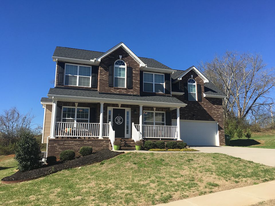 1st image of 111 Ellington Dr