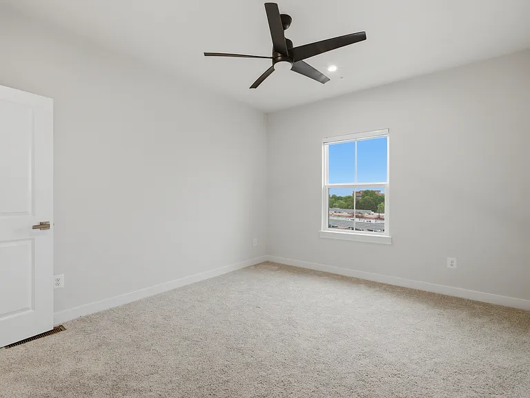 14421 Albemarle Point Pl — Photo 20