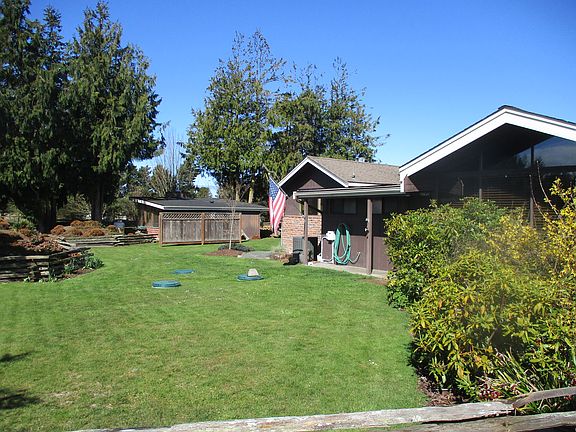 3rd image of 20 Inner Bay Ln