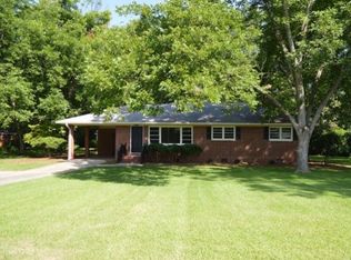 967 Old Post Rd, Madison, GA 30650