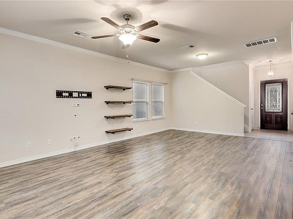 4th image of 148 Golden Eagle Ln