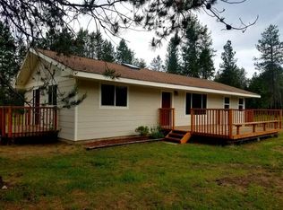 7815 E Hamilton Rd, Chattaroy, WA 99003
