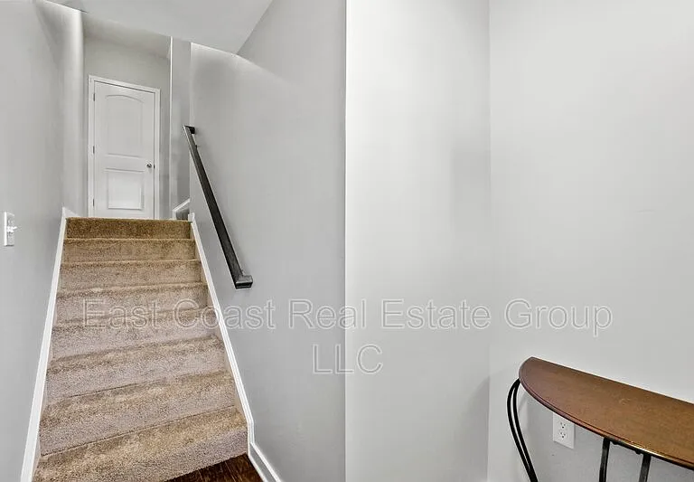 43 Savage Ct — Photo 10