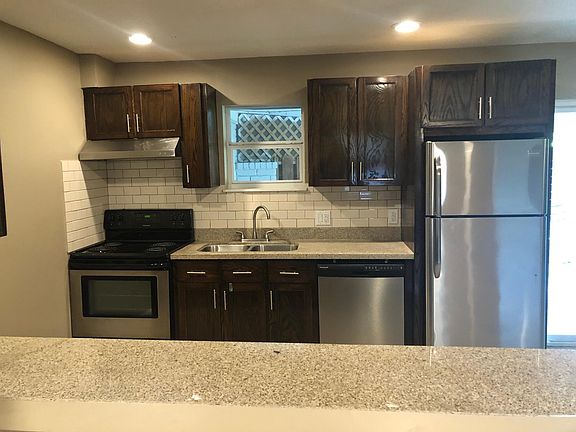 2nd image of 6213 N 11th St