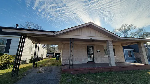 3225 Park Ave Photo 1