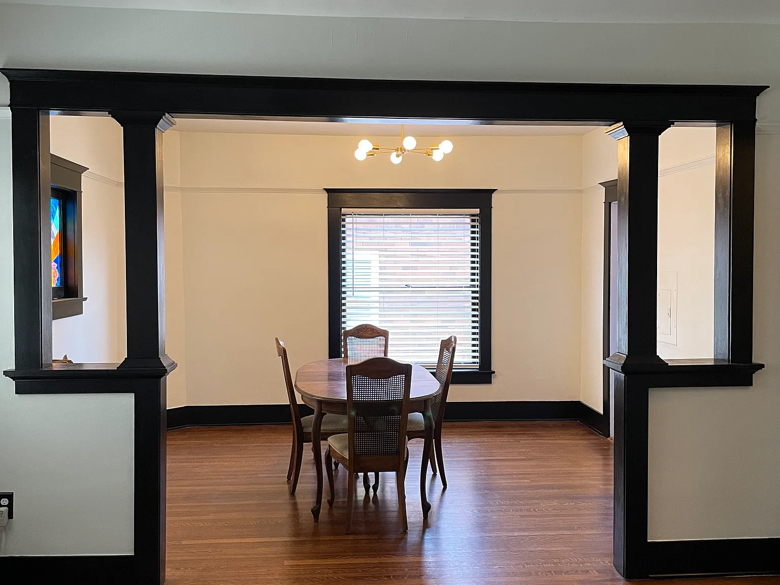 2 bed, 717 sqft, $1,700 — Photo 1