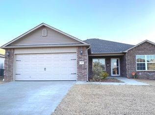 14802 E 37th St, Tulsa, OK 74134
