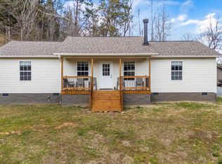 393 & 395 Lane Hollow Rd, Sevierville, TN 37876