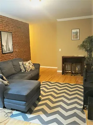 Rented by Voro, LLC | media 21