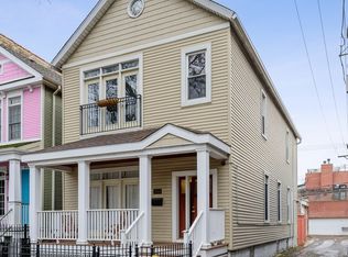 3144 N Clifton Ave, Chicago, IL 60657