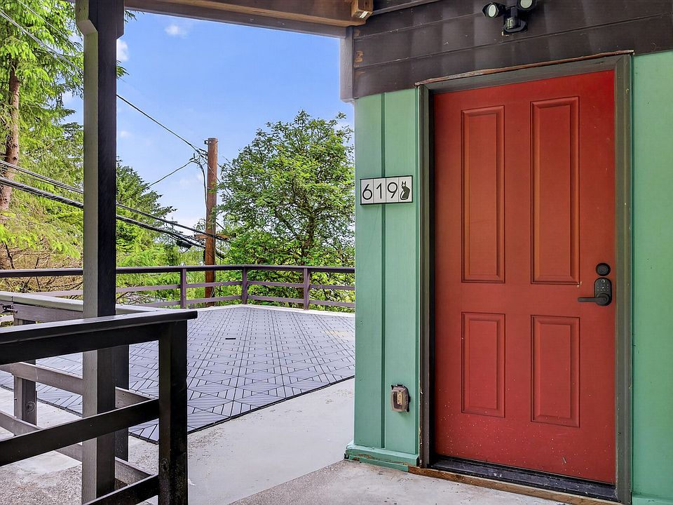 1st image of 621 Pine St #619