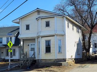 27 Bangor St, Augusta, ME 04330