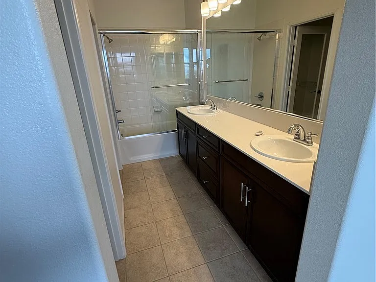 3009 E Pacific Coast Hwy — Photo 18