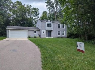 10546 Culver Rd, Brighton, MI 48114