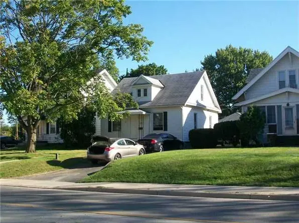 808 E Wooster St, Bowling Green, OH 43402