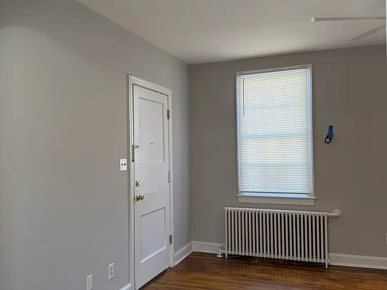 1210 Taylor St NW #4 — Photo 3
