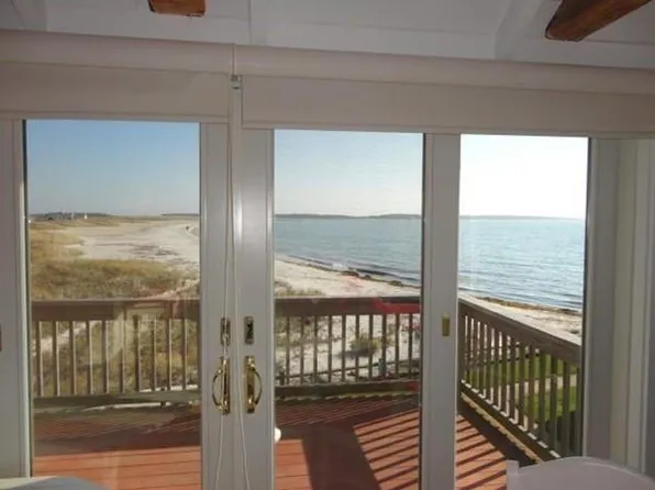 21 Hawes Ave APT 4, Hyannis, MA 02601