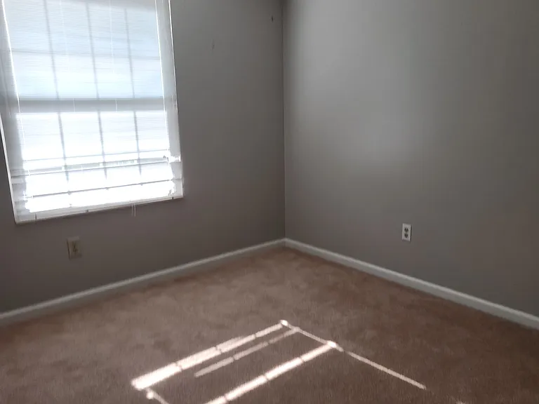 7857 Cobdon Ave — Photo 26
