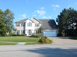 5129 Walnut Rdg, Erie, PA 16506