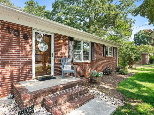 106 Oaklane Dr, Easley, SC 29642