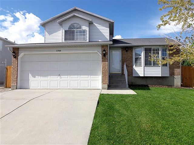 1st image of 5766 S Woodview Dr