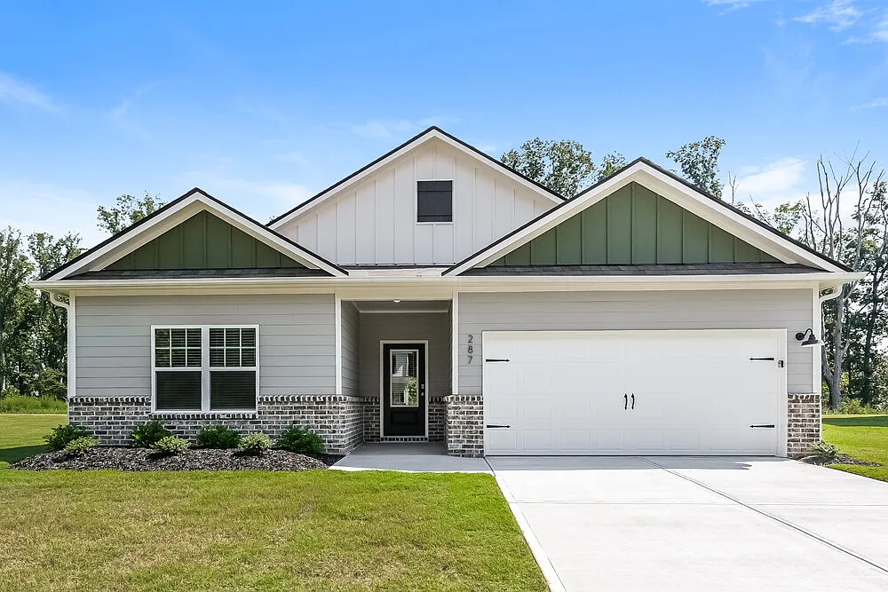 3 bed, 2.0 bath, 1883 sqft, $2,080 — Photo 1