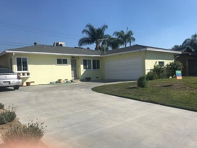 2nd image of 1124 Devon Pl