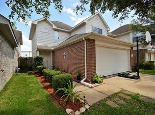 12915 Garlenda Ln, Houston, TX 77034