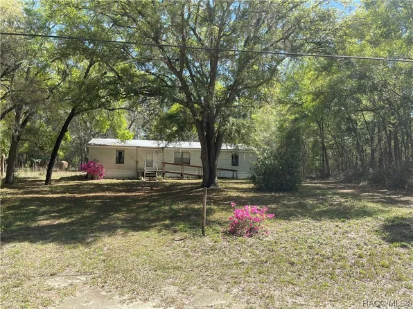 19731 SE 107th Ter, Inglis, FL 34449