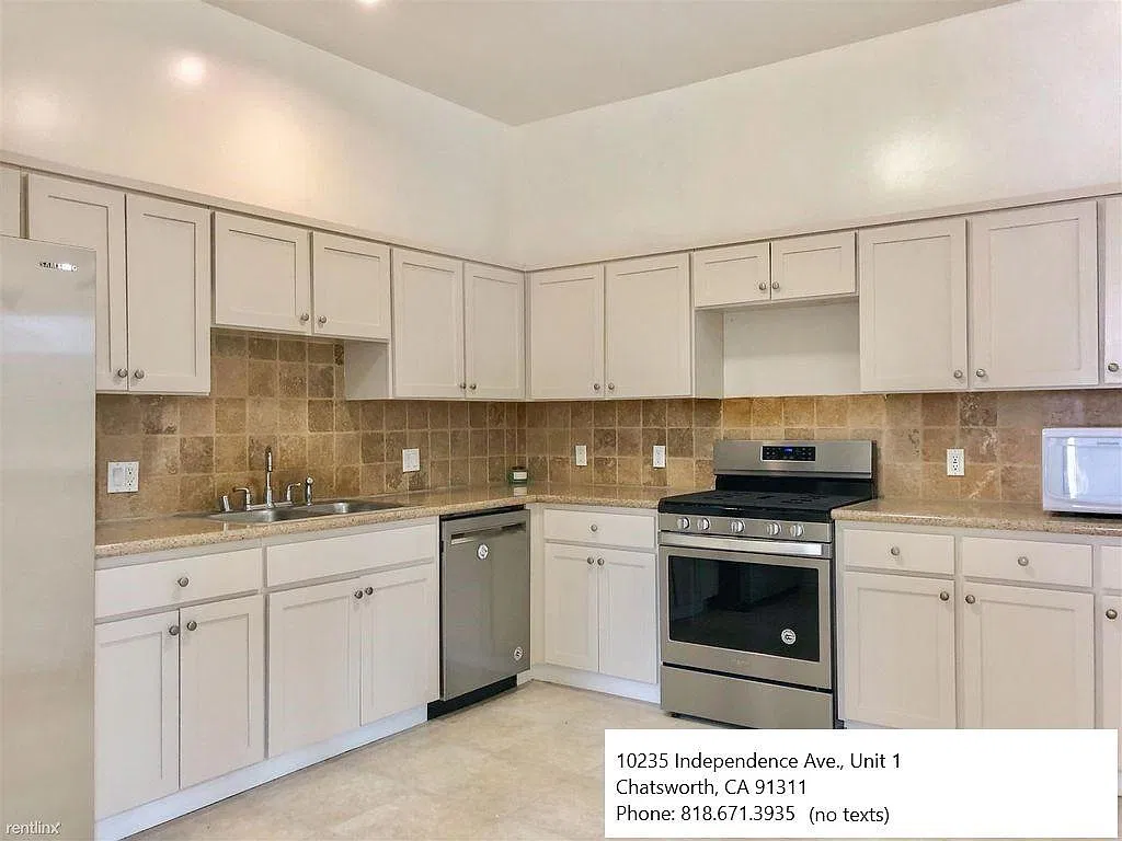 10235 Independence Ave — Photo 4
