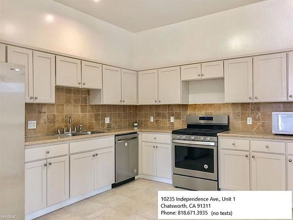 4th image of 10235 Independence Ave Unit 1