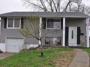 3950 Edendale Rd, Columbus, OH 43207