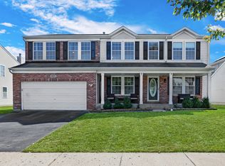 3925 Stonebridge Dr, Zion, IL 60099