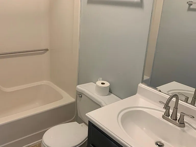 Upstairs full bath