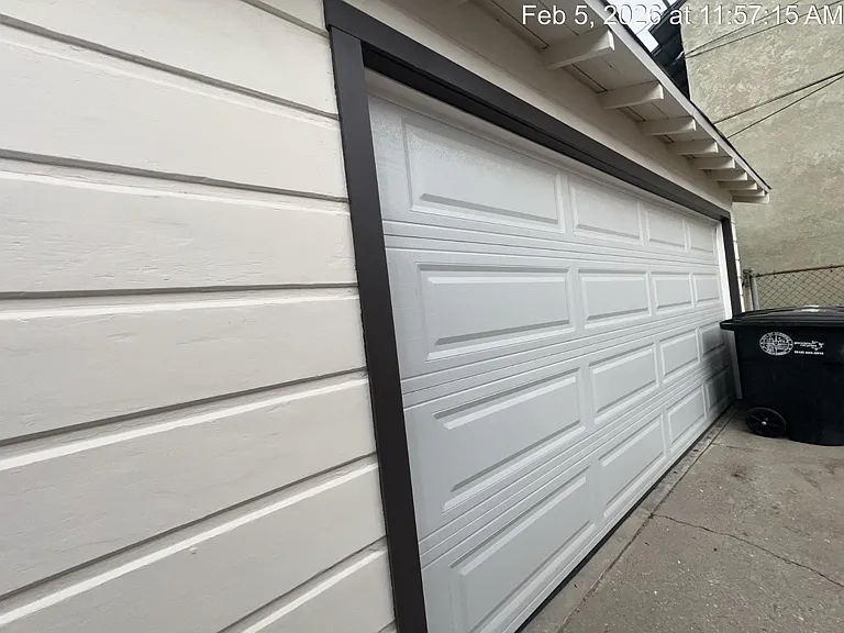 1044 Elm Ave #B — Photo 8