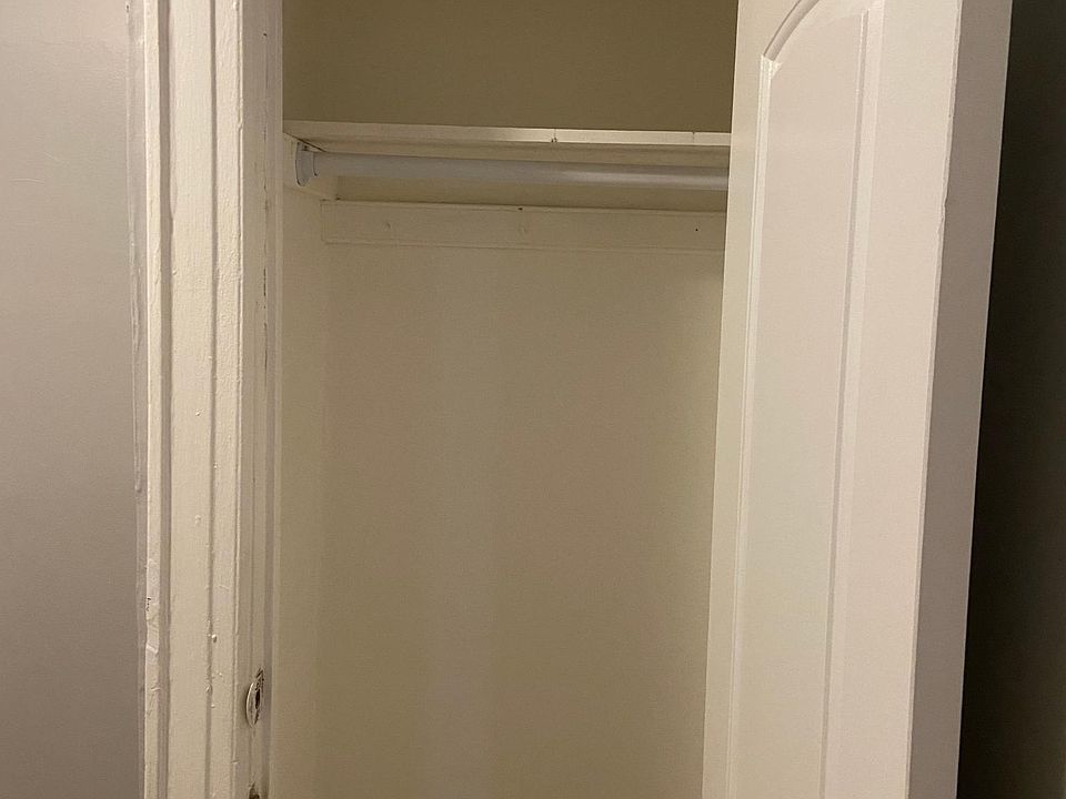 1st image of 20419 Jamaica Ave #2R