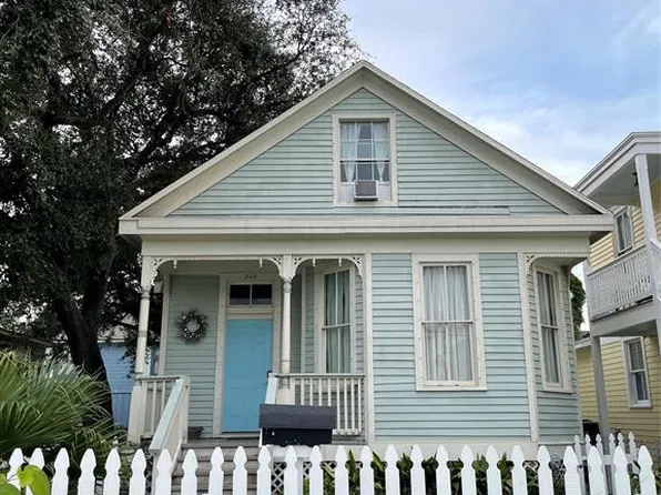 2115 Avenue O 1/2, Galveston, TX 77550
