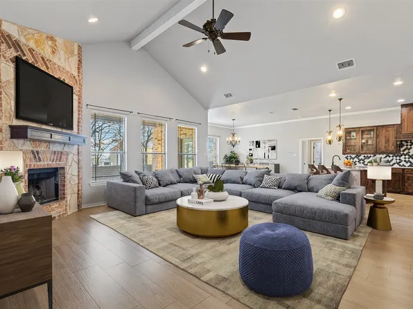 101 Wayward Wind Ln, Springtown, TX 76082
