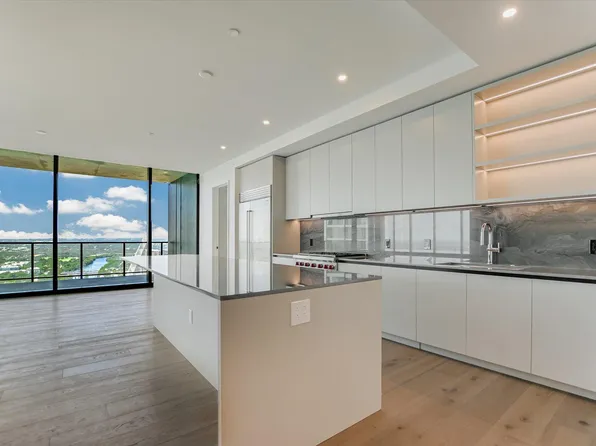 610 Davis St #4903, Austin, TX 78701