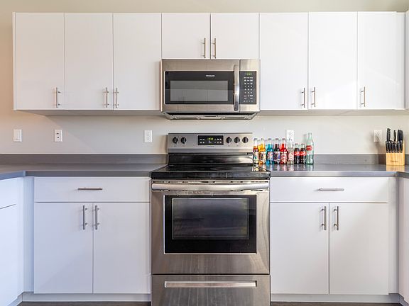 4th image of 67 W 600 S #B301