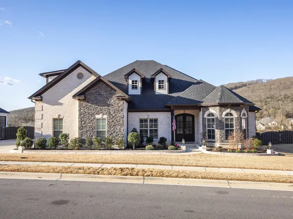 22 Brennan Hill Ln SE, Owens Cross Roads, AL 35763