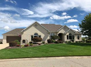 12114 Golden Harvest Dr, Fort Wayne, IN 46845